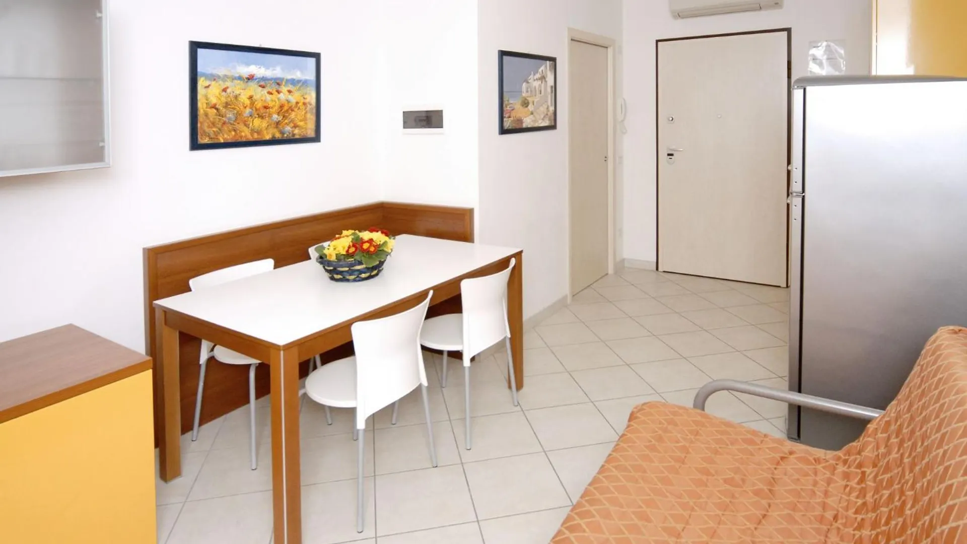 شقة Luminous Flat With Shared Garden Next To The Sea بيبيوني